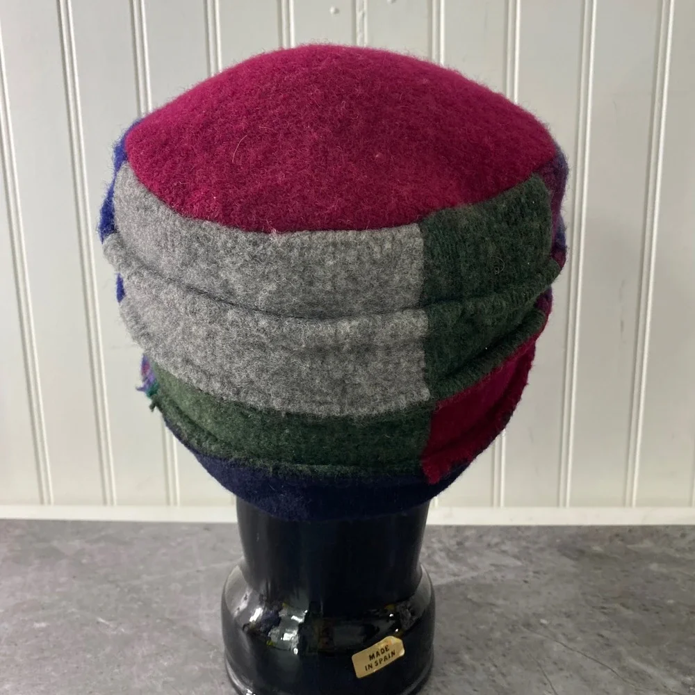 Unique Patchwork Beanie Hat Women's Multi Color Wool Blend‎ Hippie Boho Small sz